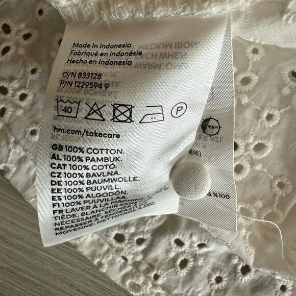H&M Blouse with Eyelet Embroidery White L NWT IN PACKAGE - Picture 6 of 7